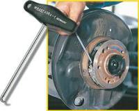 Specialūs įrankiai stabdžių sistemai Kabliukas rankinių stabdžių trinkelių tempimo spyruoklių pašalinimui ir montavimui (diskiniai stabdžiai gale)